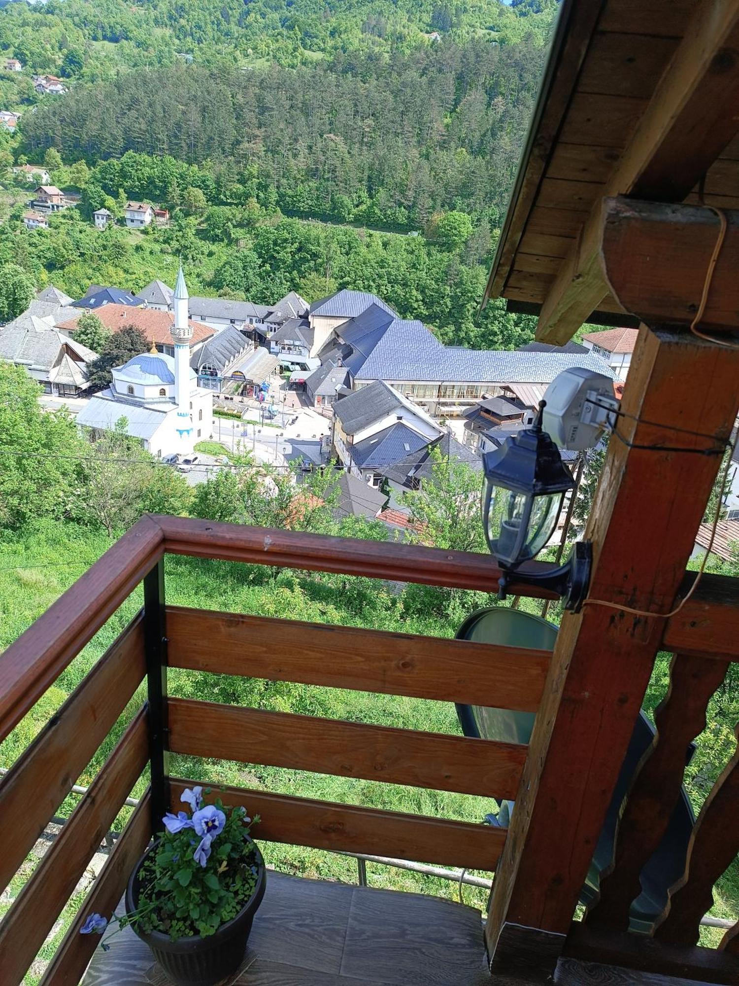 Privatni Smjestaj Kurtalija Hotel Jajce Exterior foto